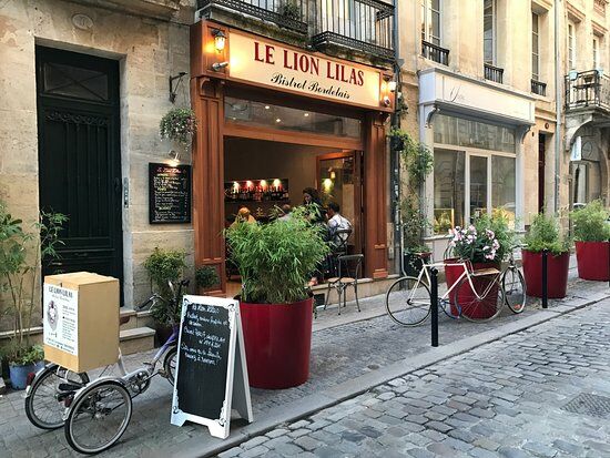 Le Lion Lilas